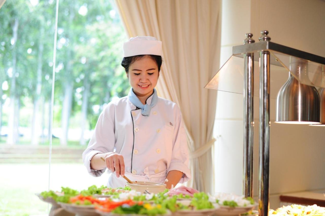 Tawa Ravadee Resort Prachinburi, A Member Of Worldhotels Distinctive Si Maha Phot Esterno foto